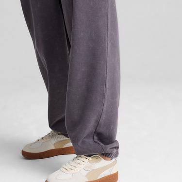  Puma Dare To Relaxed Washed Kadın Gri Eşofman Altı