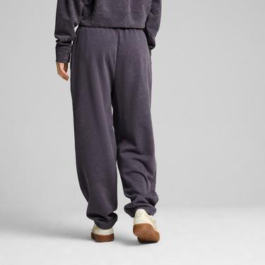  Puma Dare To Relaxed Washed Kadın Gri Eşofman Altı