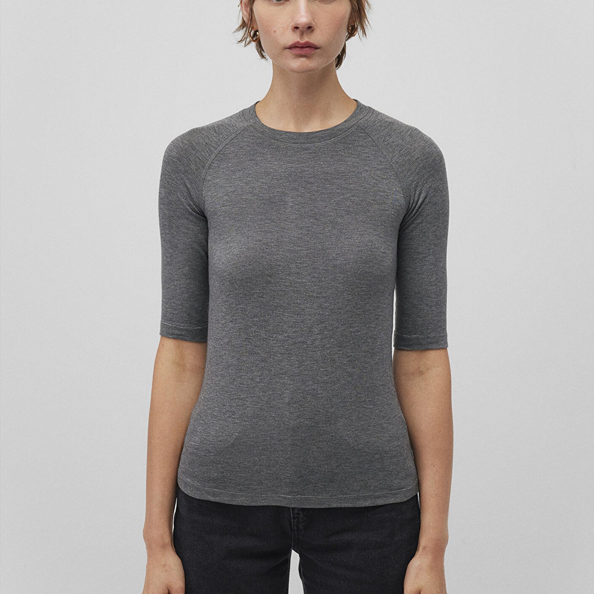 Mavi Yarım Kollu Antrasit Tişört Fitted / Vücuda Oturan Kesim 1612819-80024