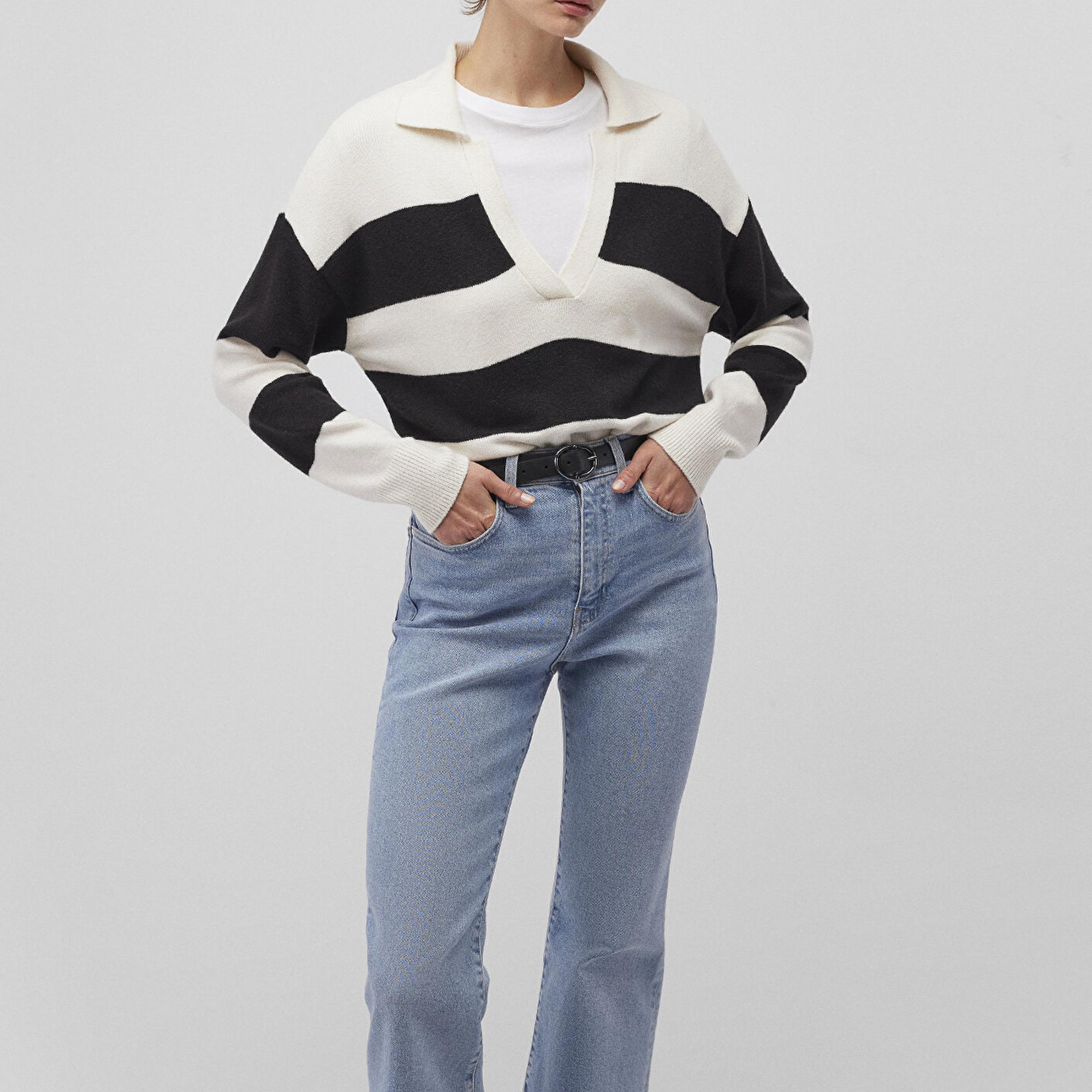 Mavi Polo Yaka Çizgili Siyah Kazak Regular Fit / Normal Kesim 1710503-85407