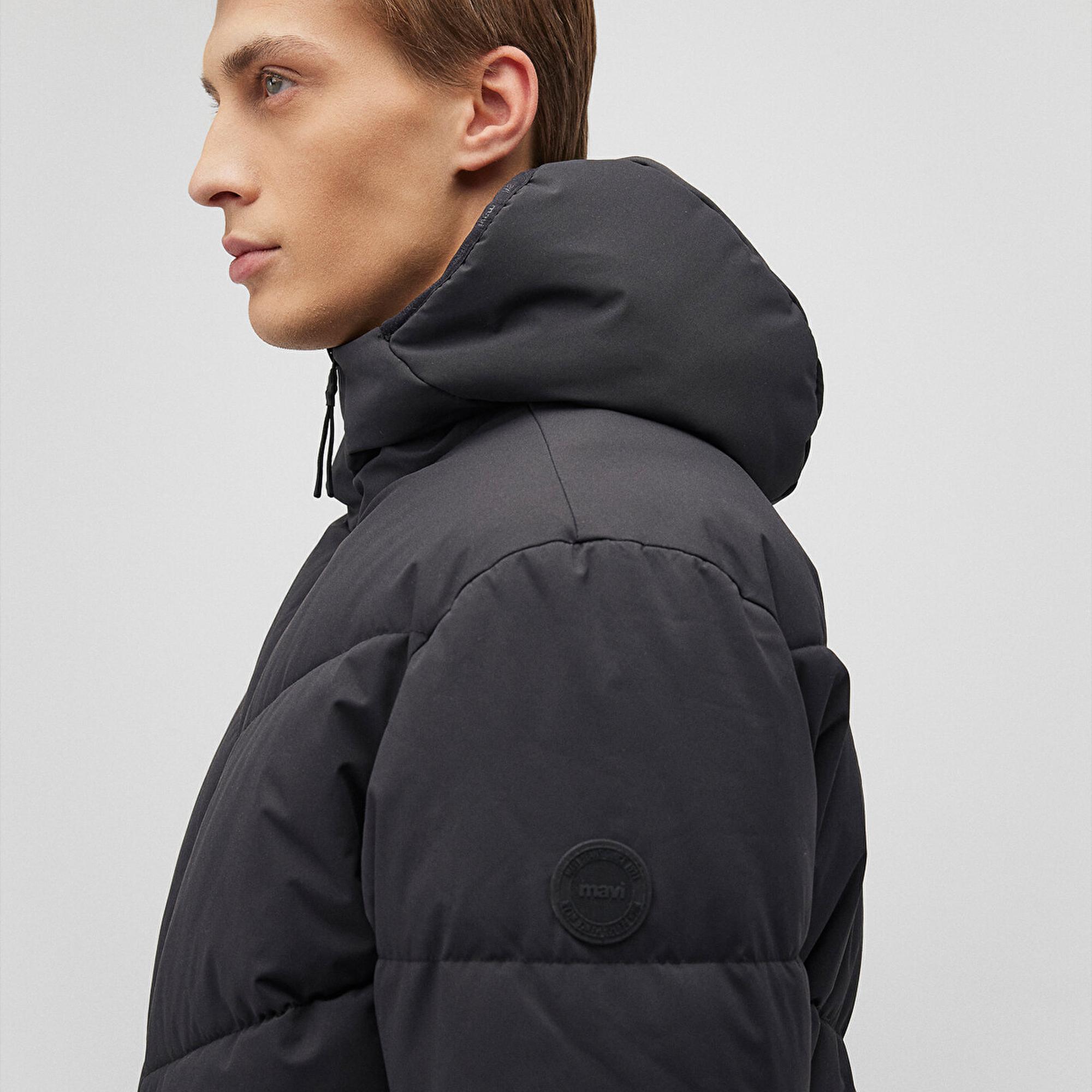 Mavi Kapüşonlu Siyah Şişme Mont 0110360-900