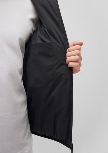  Mavi Kapüşonlu Siyah Şişme Mont 0110360-900