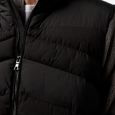  Nautica Erkek Siyah Yelek