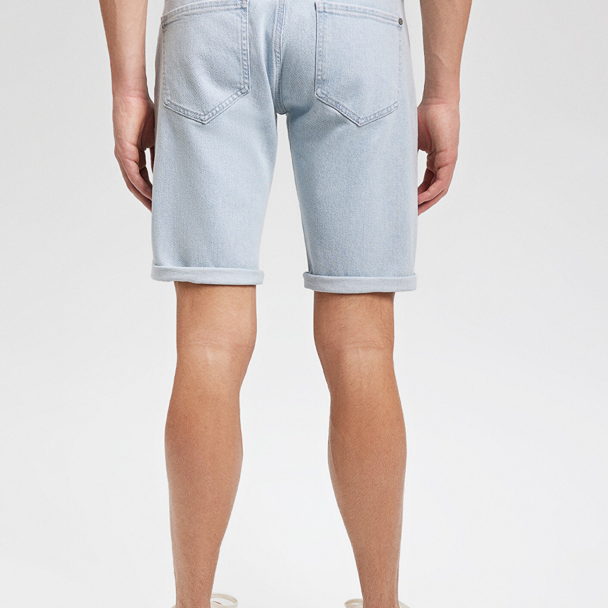 Mavi Tim Street Buz Mavi Jean Şort 0428487138