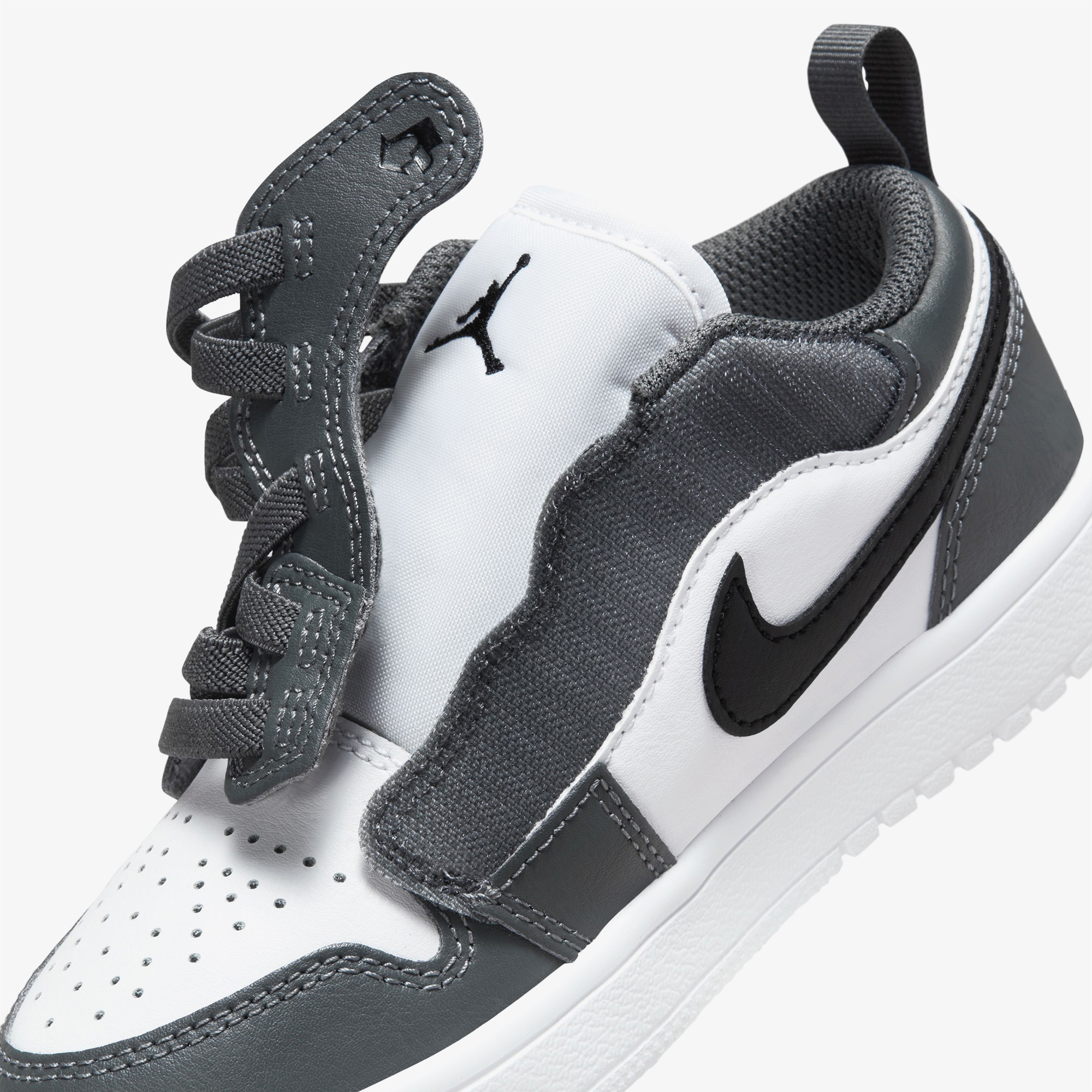 Jordan 1 Low Alt Çocuk Beyaz Spor Ayakkabı