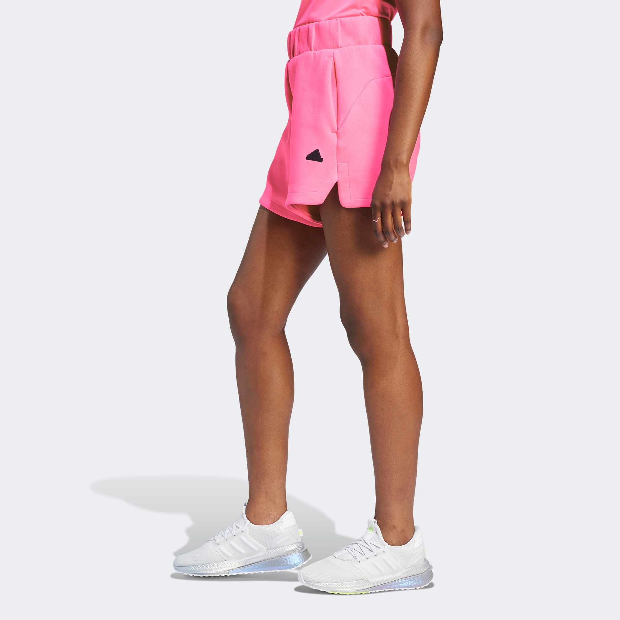 adidas Z.N.E. Kadın Pembe Günlük Şort