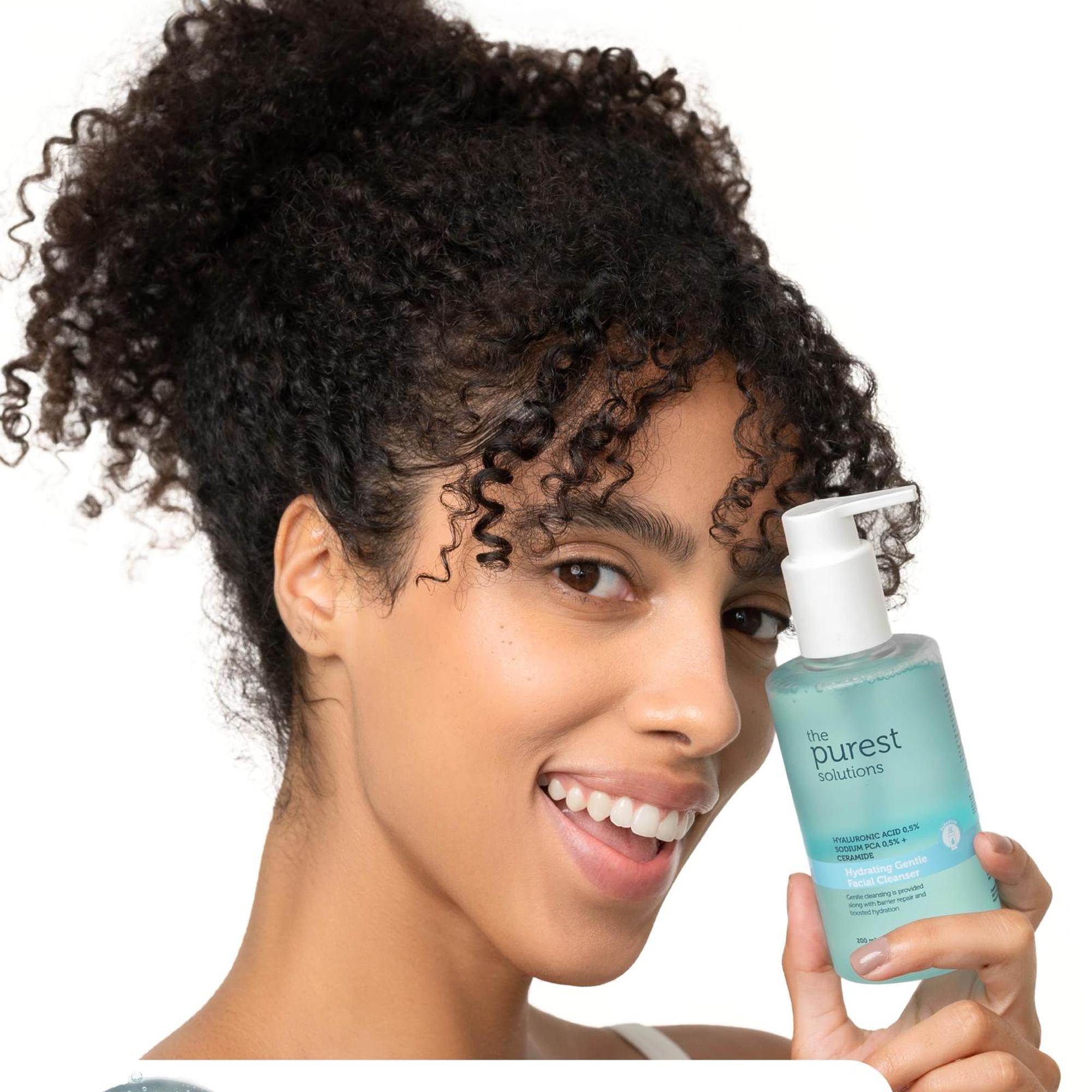 The Purest Solutions Tüm Cilt Tipleri için Arındırıcı&Nemlendirici Çift Aşamalı Temizlik Rutini