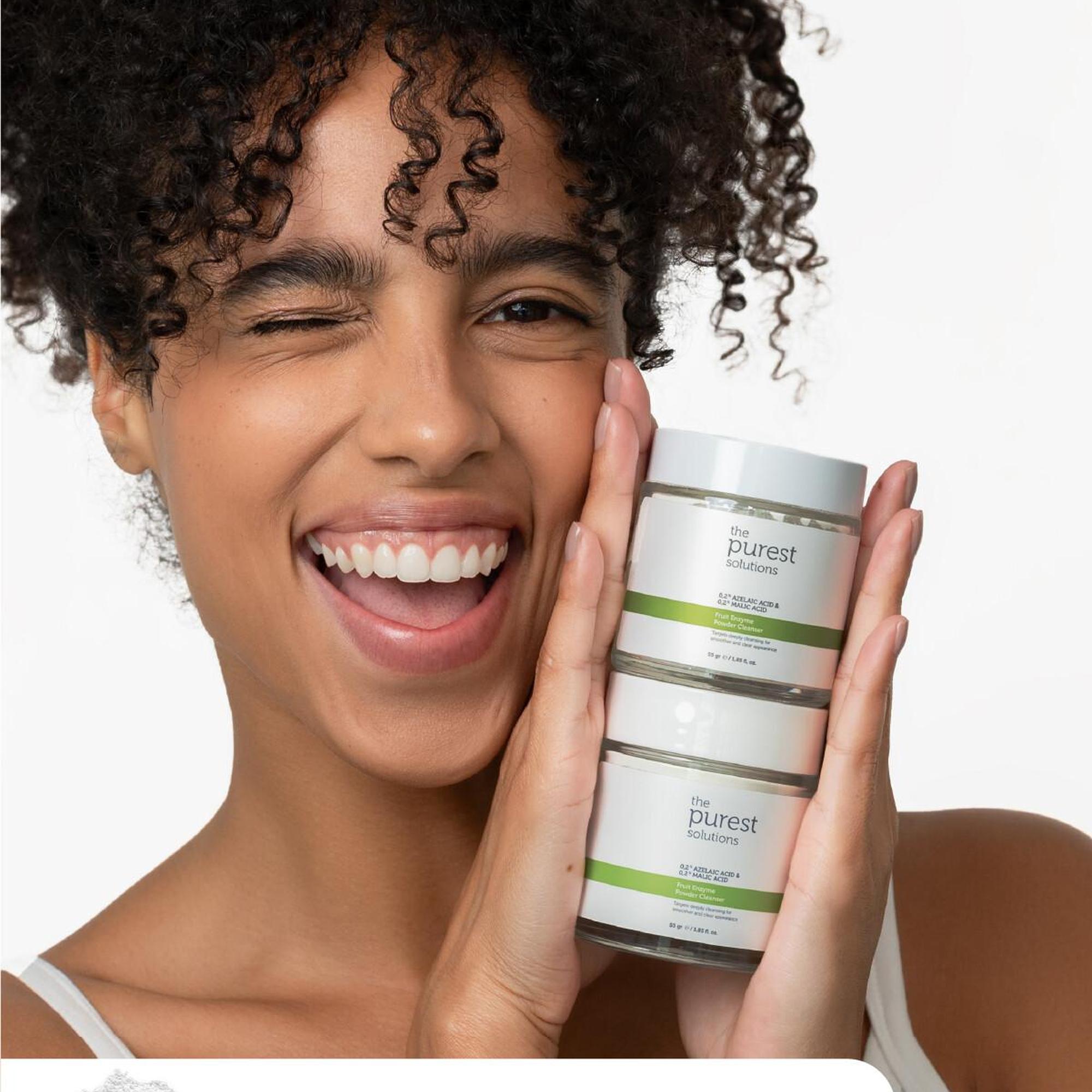 The Purest Solutions Tüm Cilt Tipleri için Arındırıcı Ve Canlandırıcı Çift Aşamalı Temizlik Rutini