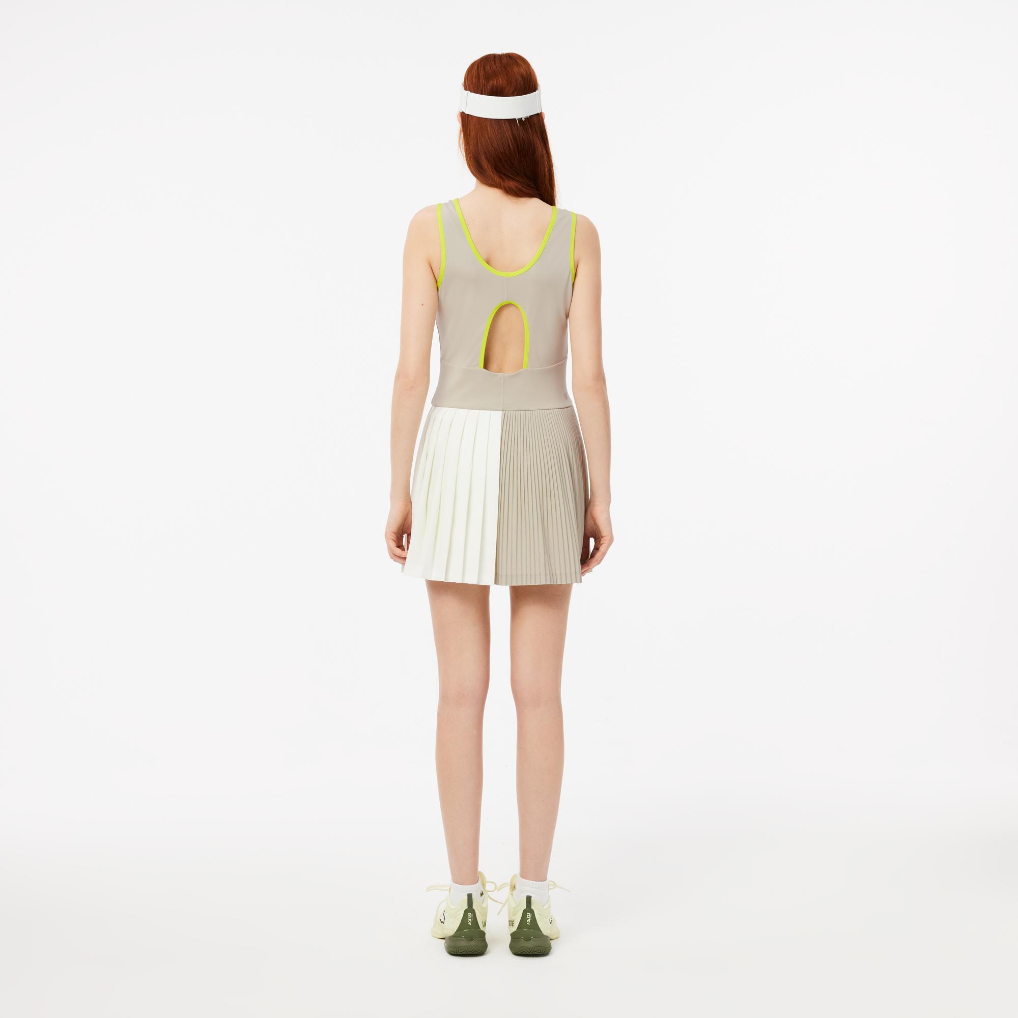 Kadın Flare Fit Kolsuz Bisiklet Yaka Renk Bloklu Bej Elbise