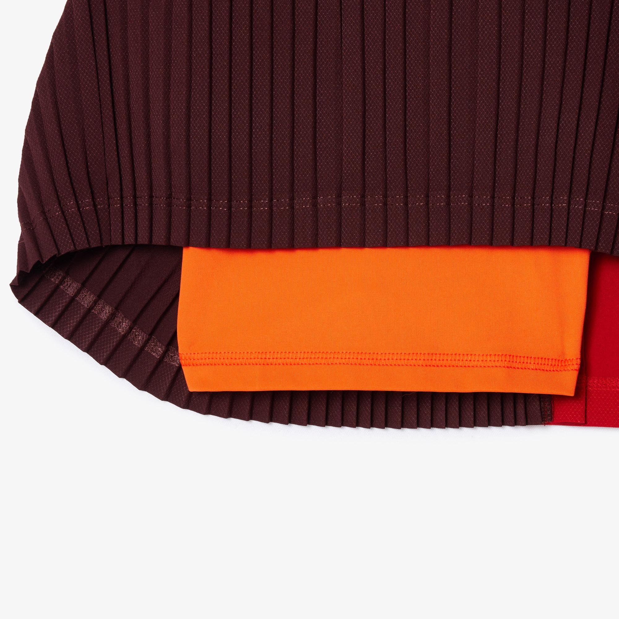 Kadın Flare Fit Kolsuz V Yaka Kırmızı Elbise