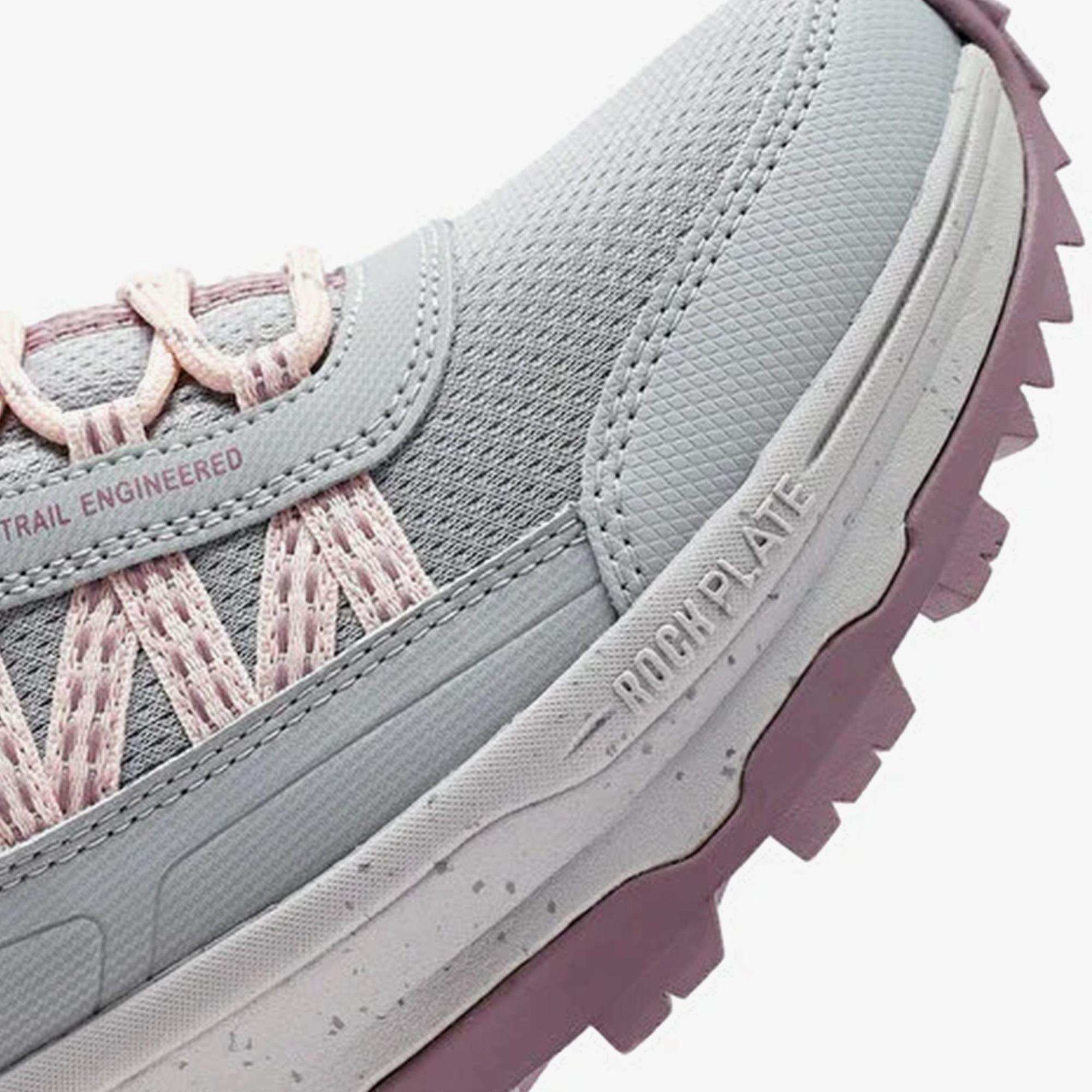 Skechers Max Protect Legacy Kadın Gri Outdoor Ayakkabı