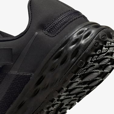  Nike Revolution 6 FlyEase Çocuk Siyah Koşu Ayakkabısı