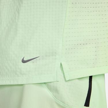  Nike Dri-Fit Trail Solar Chase Erkek Yeşil T-Shirt