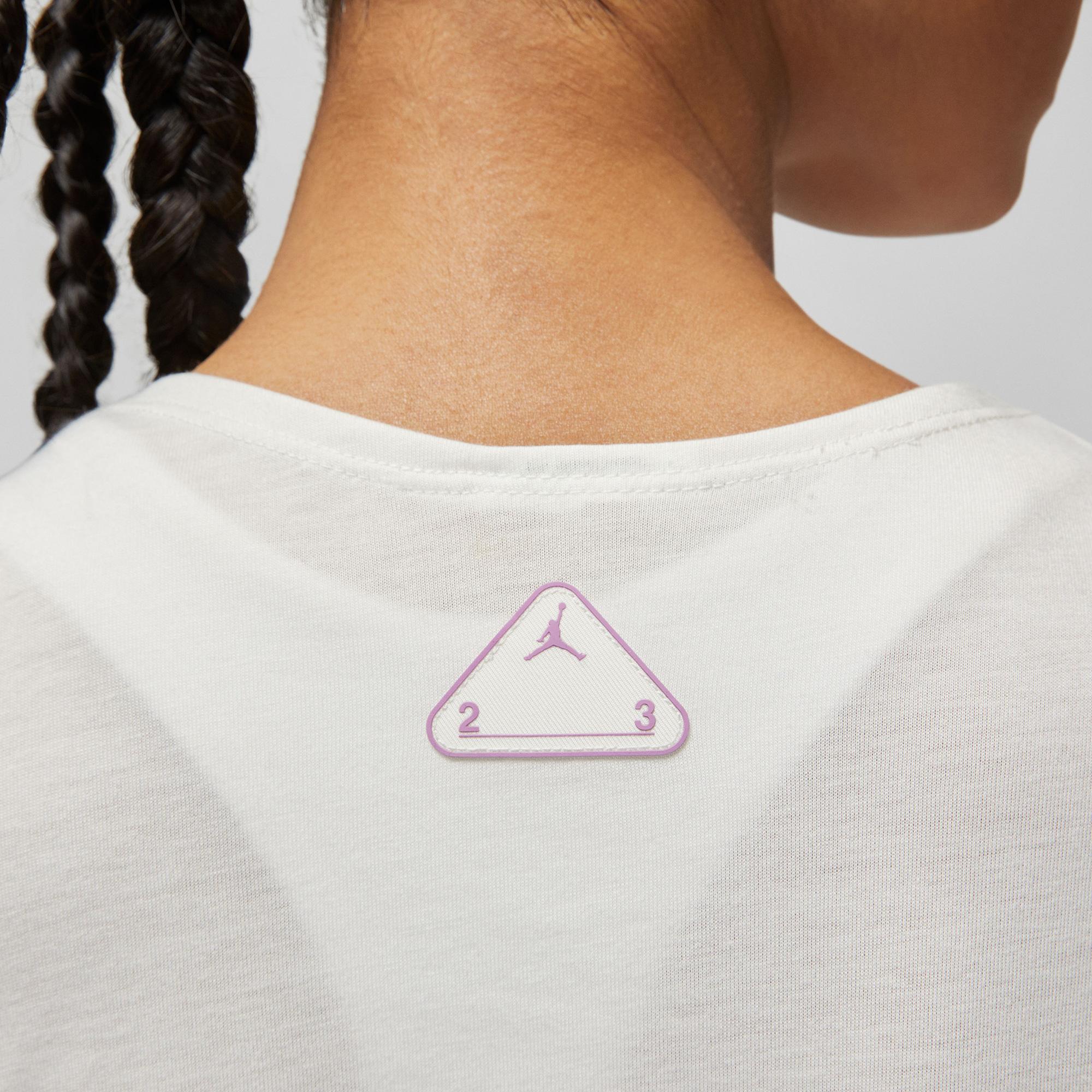 Jordan 23 Engineered Kadın Krem T-Shirt