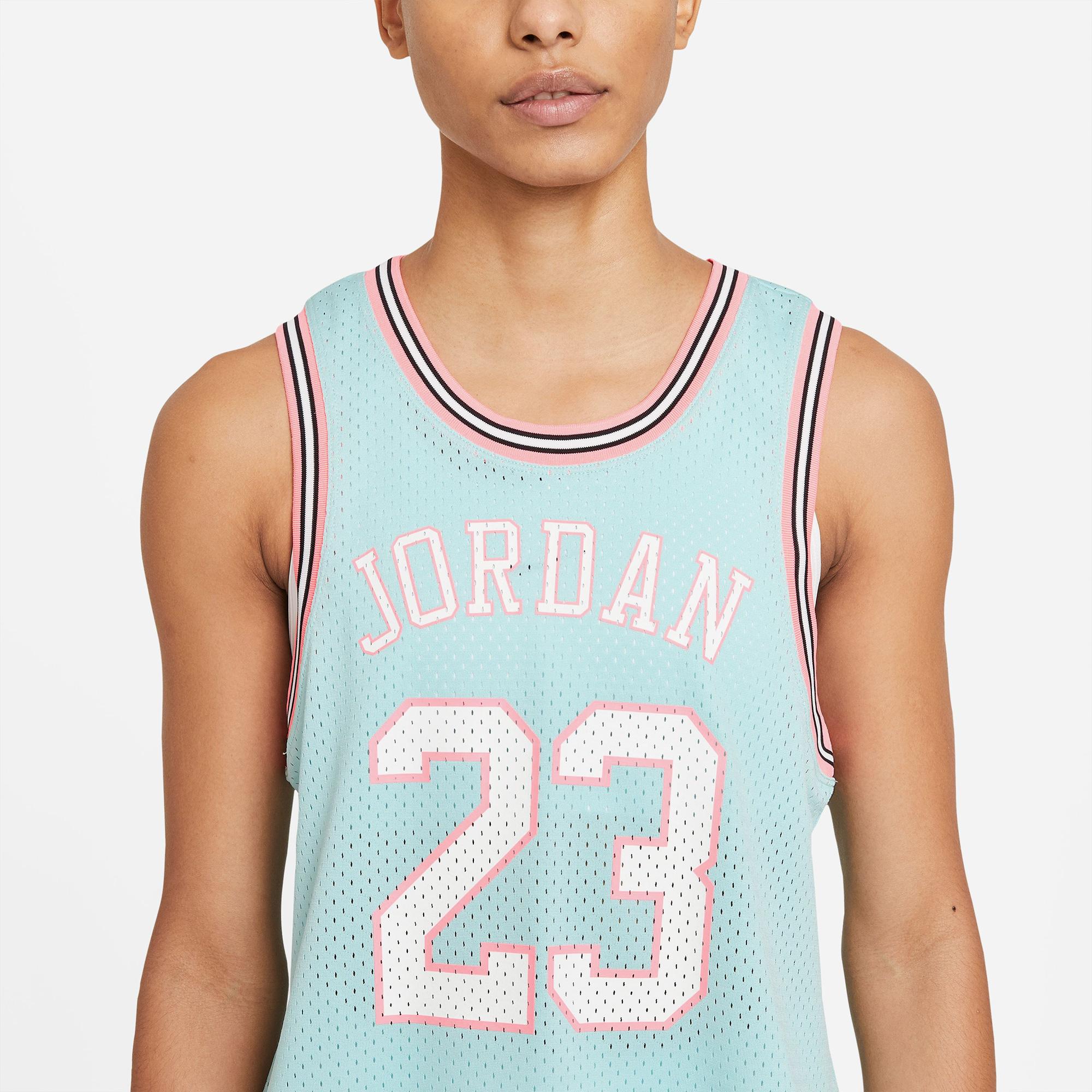 Jordan Essentials Kadın Yeşil Kolsuz T-Shirt