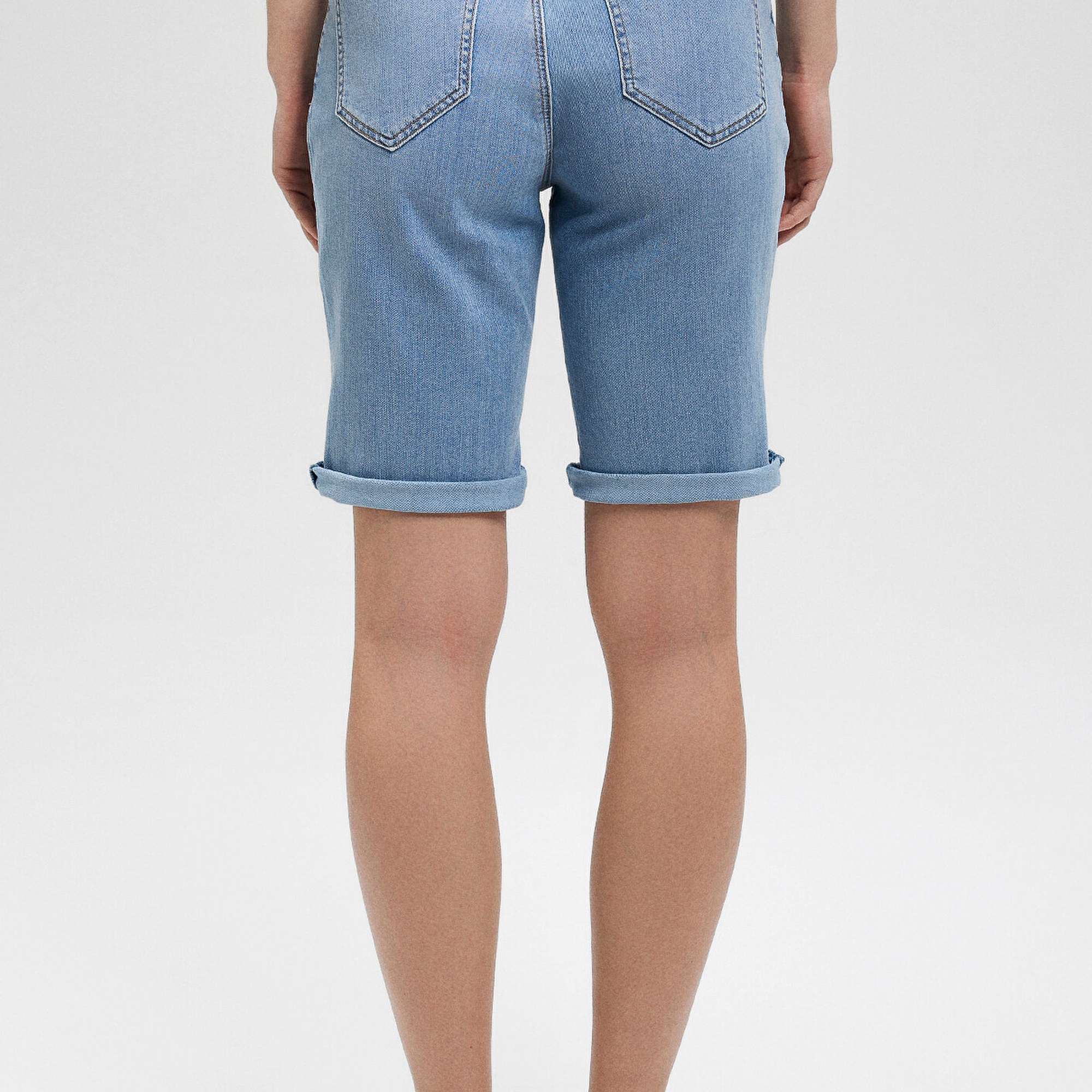 Mavi Alexis Casual Açık Mavi Jean Şort 1441587067