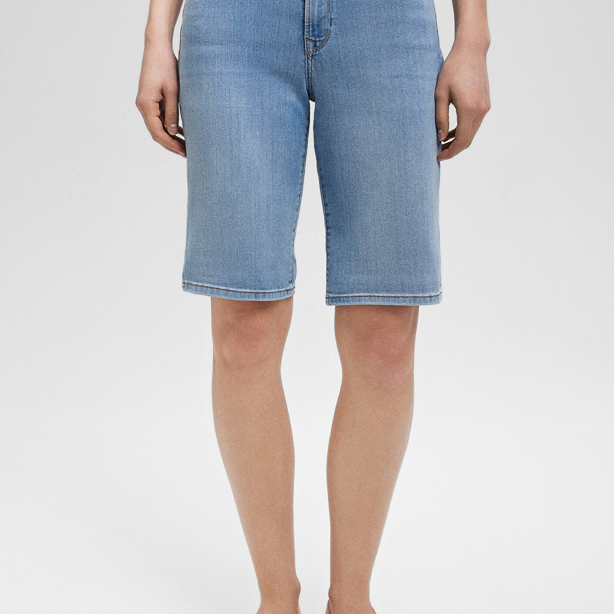 Mavi Alexis Casual Açık Mavi Jean Şort 1441587067