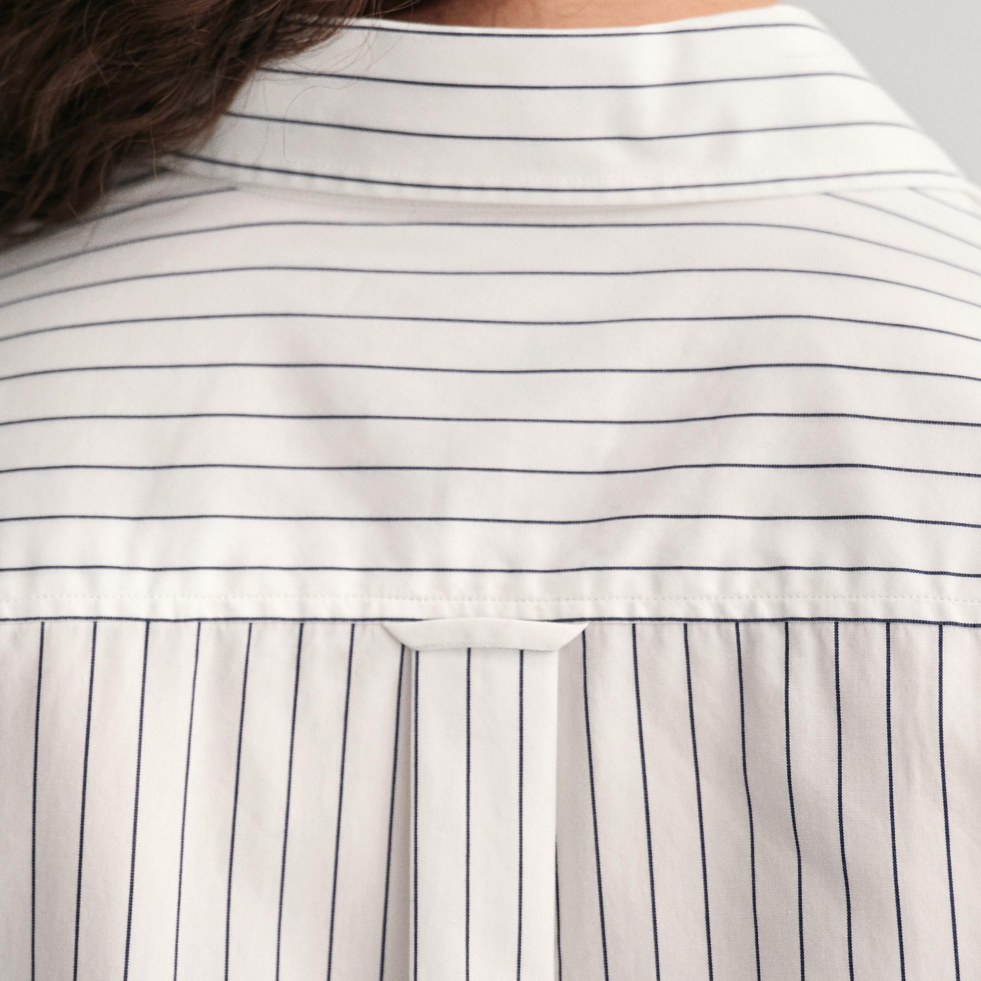 GANT Kadın Beyaz Relaxed Fit Çizgili Gömlek