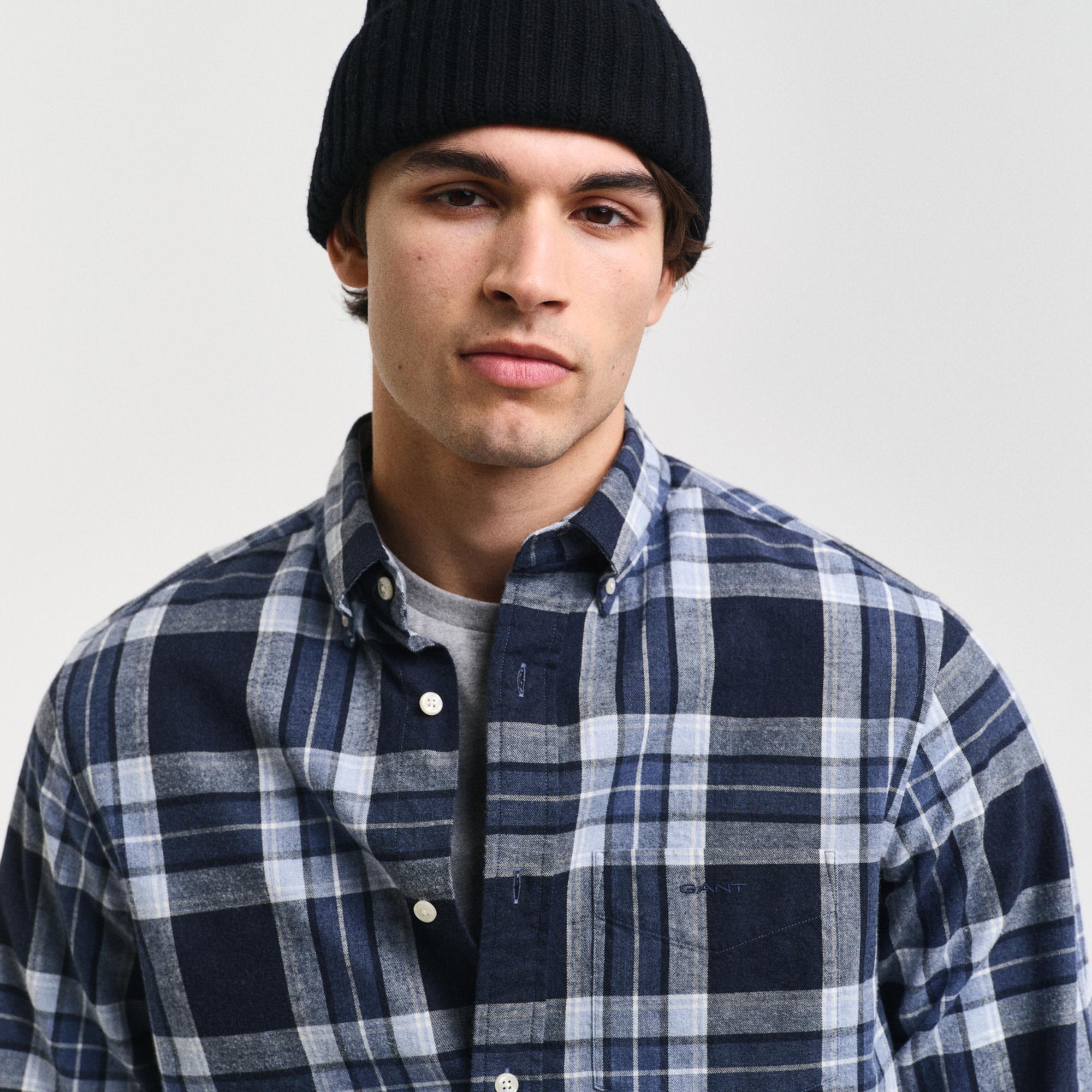 GANT Erkek Lacivert Regular Fit Düğmeli Yaka Kareli Gömlek
