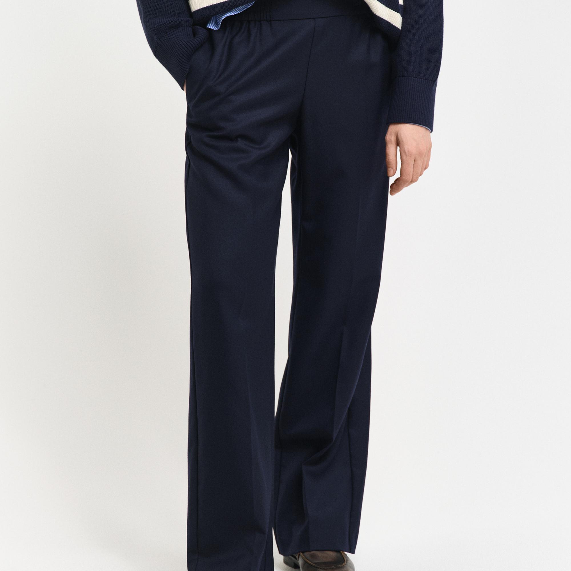 GANT Kadın Lacivert Relaxed Fit Pantolon