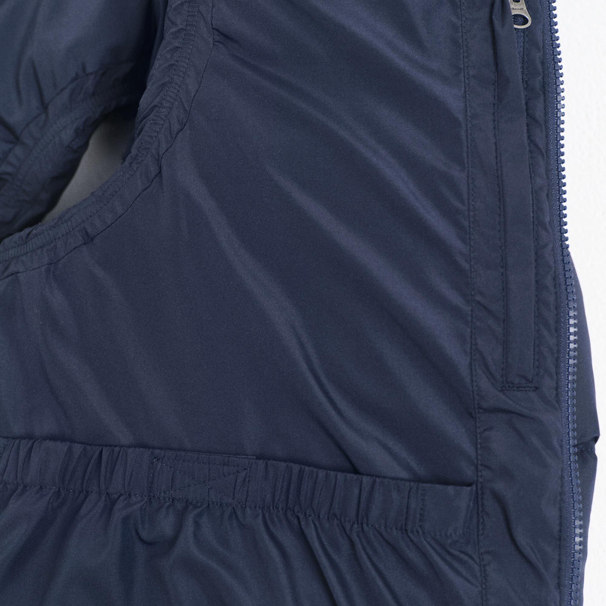 GANT Erkek Lacivert Dik Yaka Kaz Tüyü Yelek