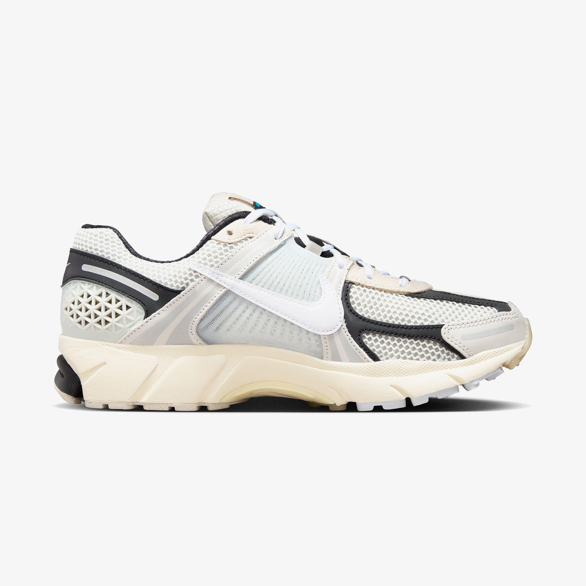 Nike Zoom Vomero 5 Premium Erkek Beyaz Spor Ayakkabı