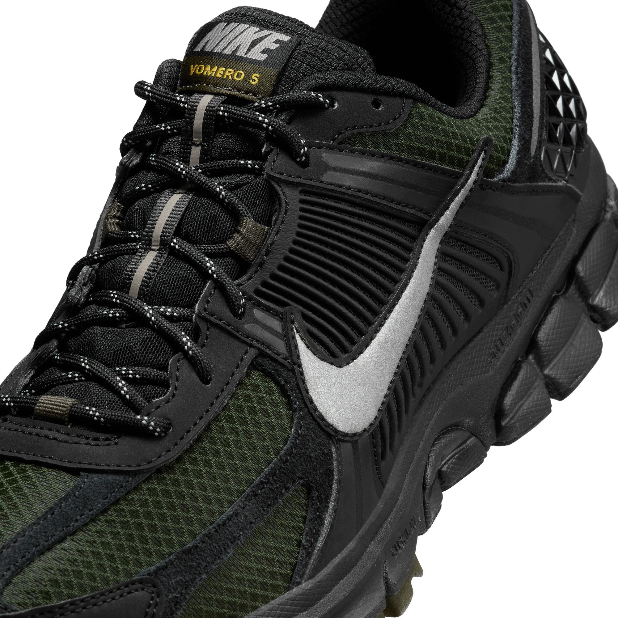 Nike Zoom Vomero 5 Erkek Siyah Spor Ayakkabı