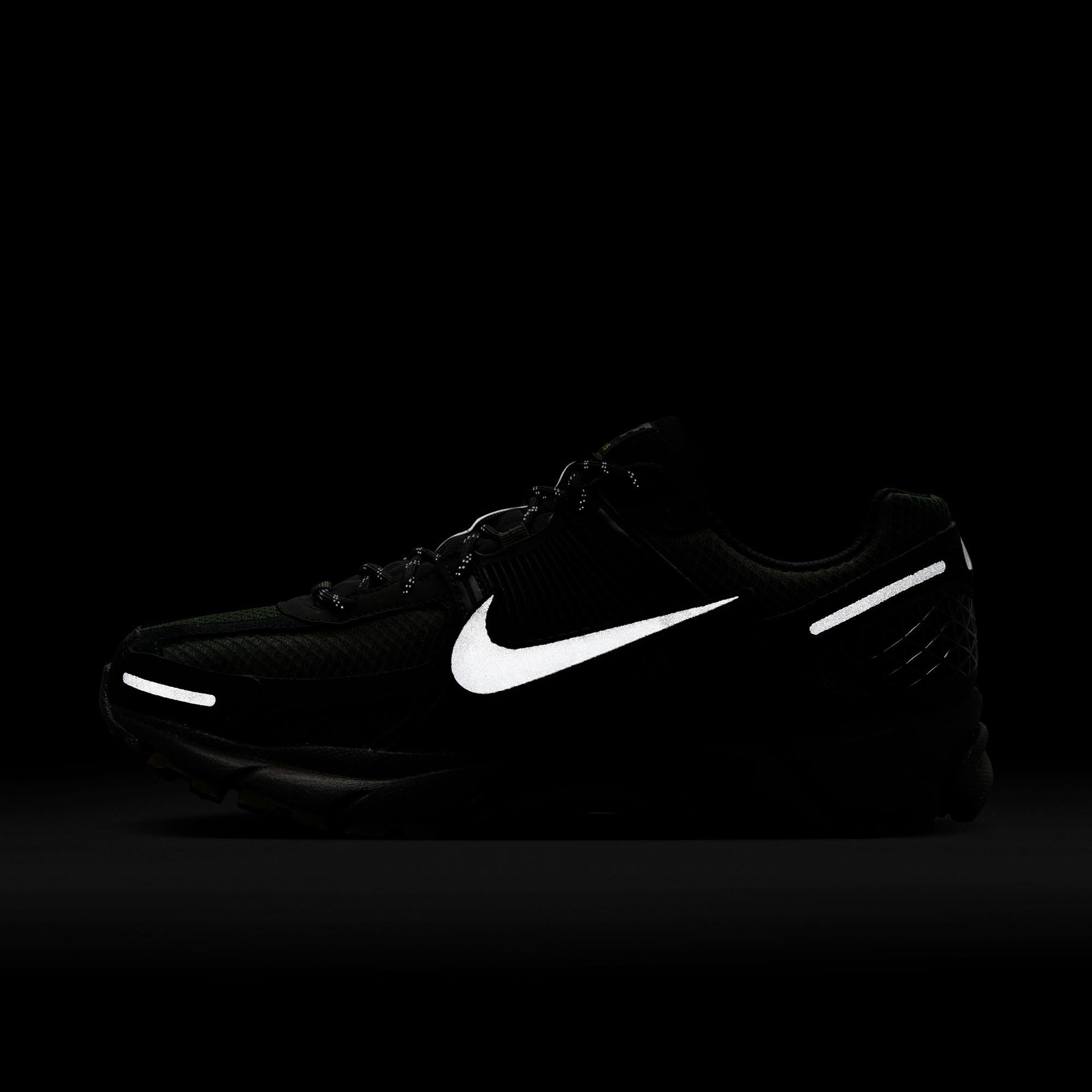 Nike Zoom Vomero 5 Erkek Siyah Spor Ayakkabı