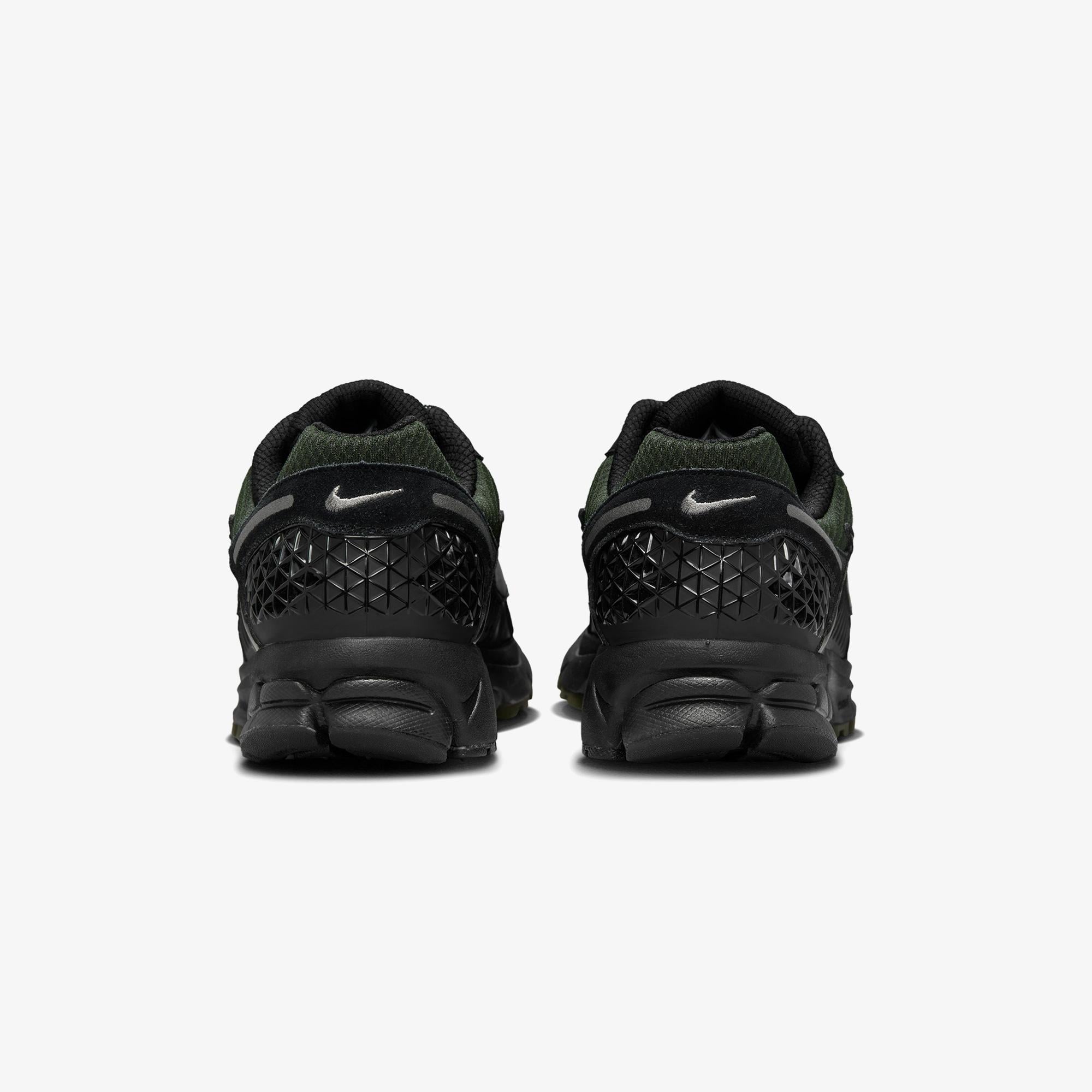 Nike Zoom Vomero 5 Erkek Siyah Spor Ayakkabı