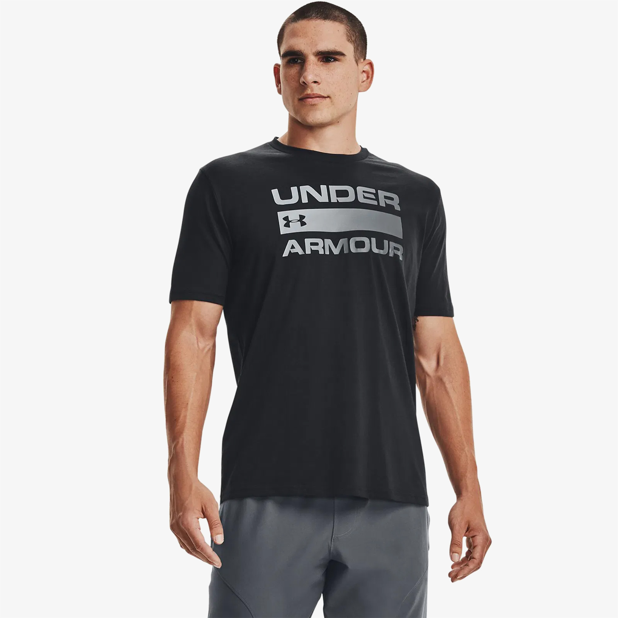  Under Armour Team Issue Erkek Siyah Günlük T-Shirt