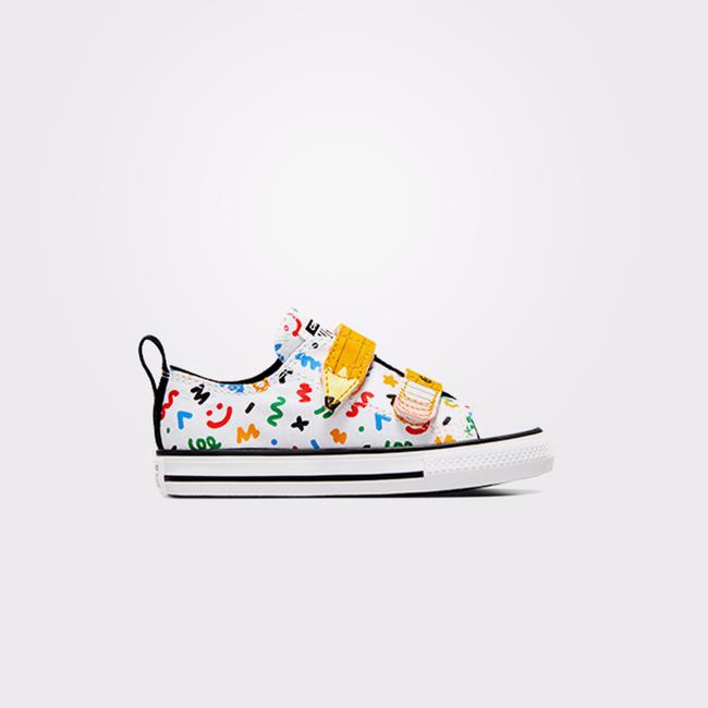  Converse Chuck Taylor All Star Doodles Çocuk Beyaz Sneaker