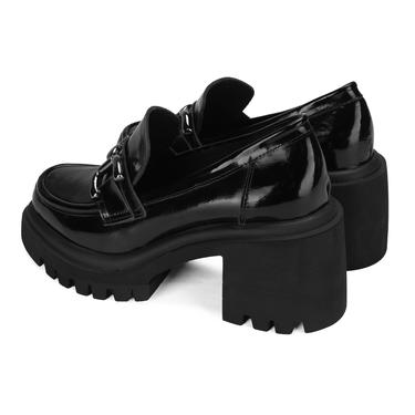  Kadın Siyah Topuklu Deri Günlük Ayakkabı