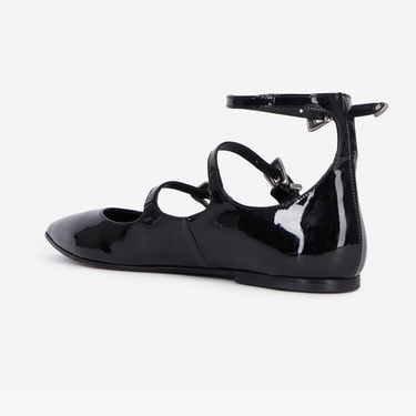  KADIN SİYAH AYAKKABI