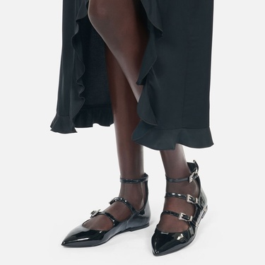  KADIN SİYAH AYAKKABI