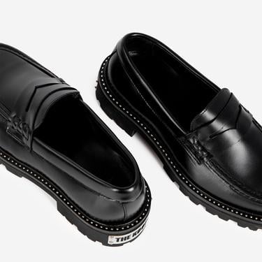  KADIN SİYAH AYAKKABI