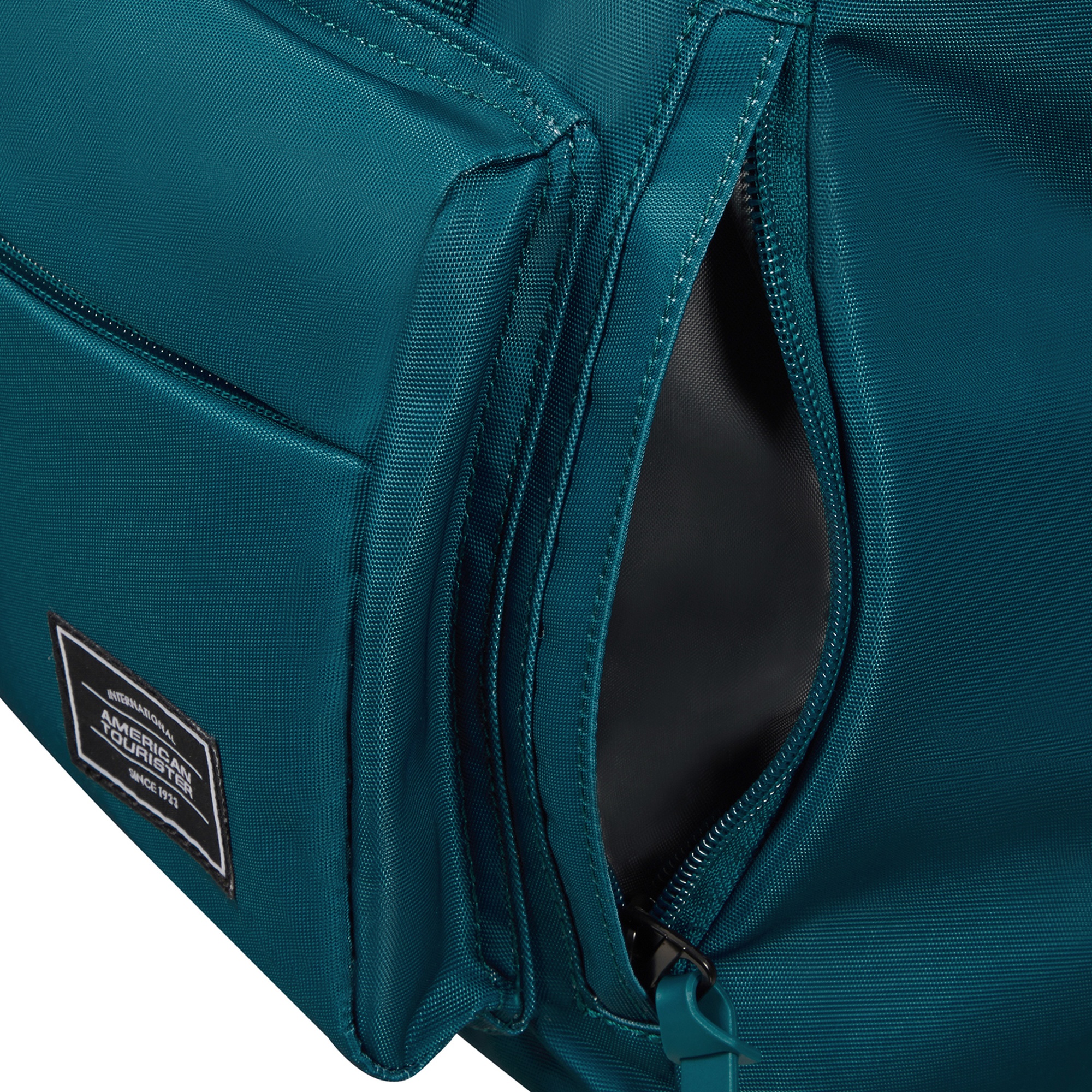 American Tourister Koyu Mavi Urban Groove Sırt Çantası