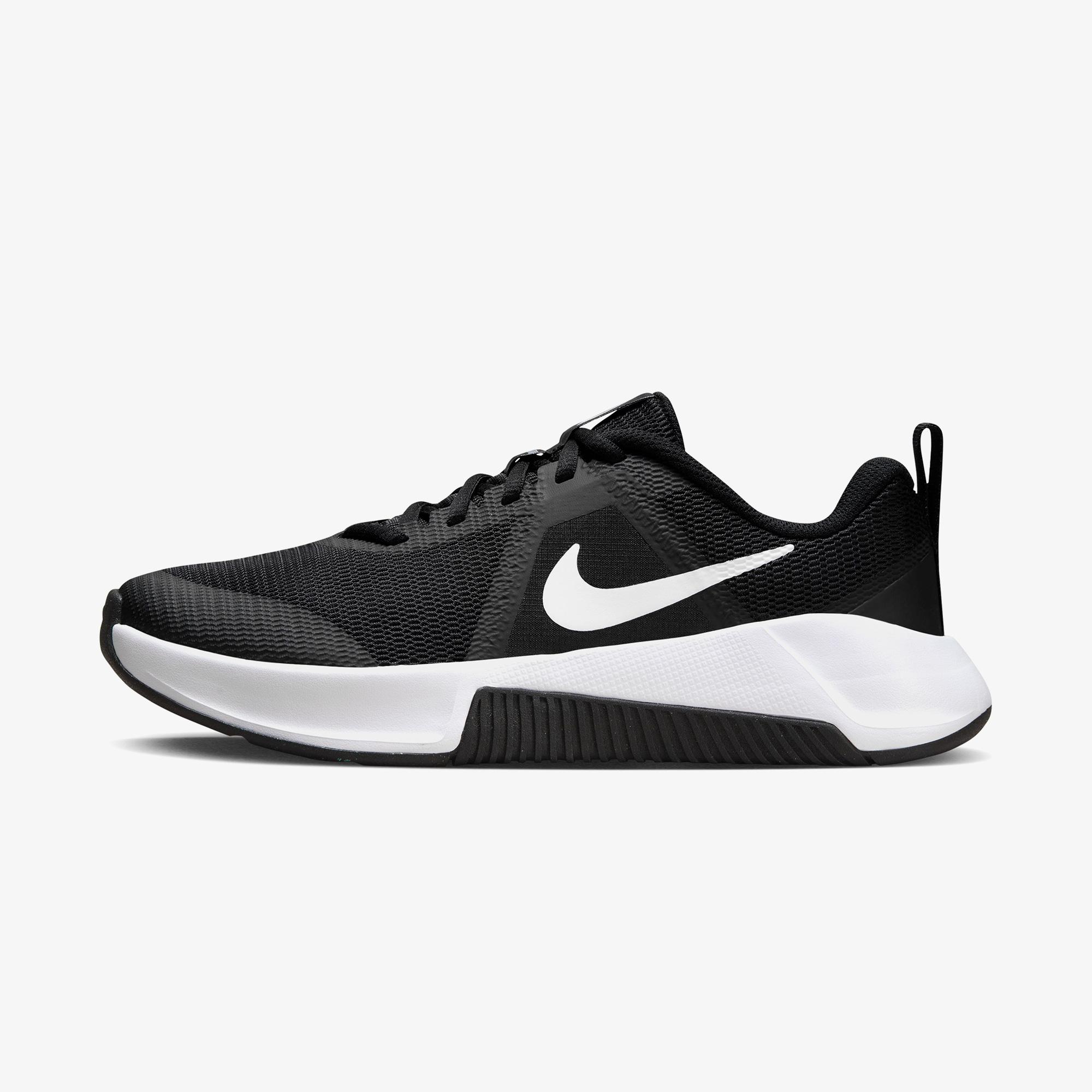 Nike MC Trainer 3 Kadın Siyah Spor Ayakkabı