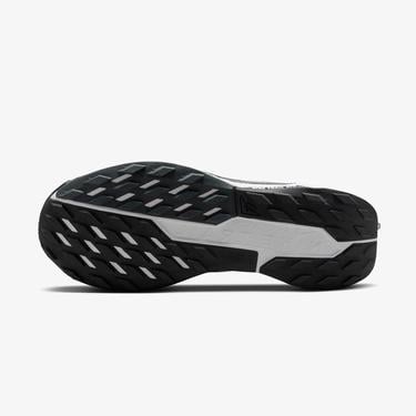  Nike Pegasus Trail 5 Kadın Siyah Koşu Ayakkabısı