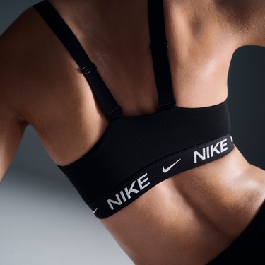  Nike Dri-Fit Indy Orta Destekli Kadın Siyah Bra
