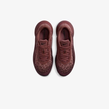  Nike Versair Kadın Kahverengi Spor Ayakkabı