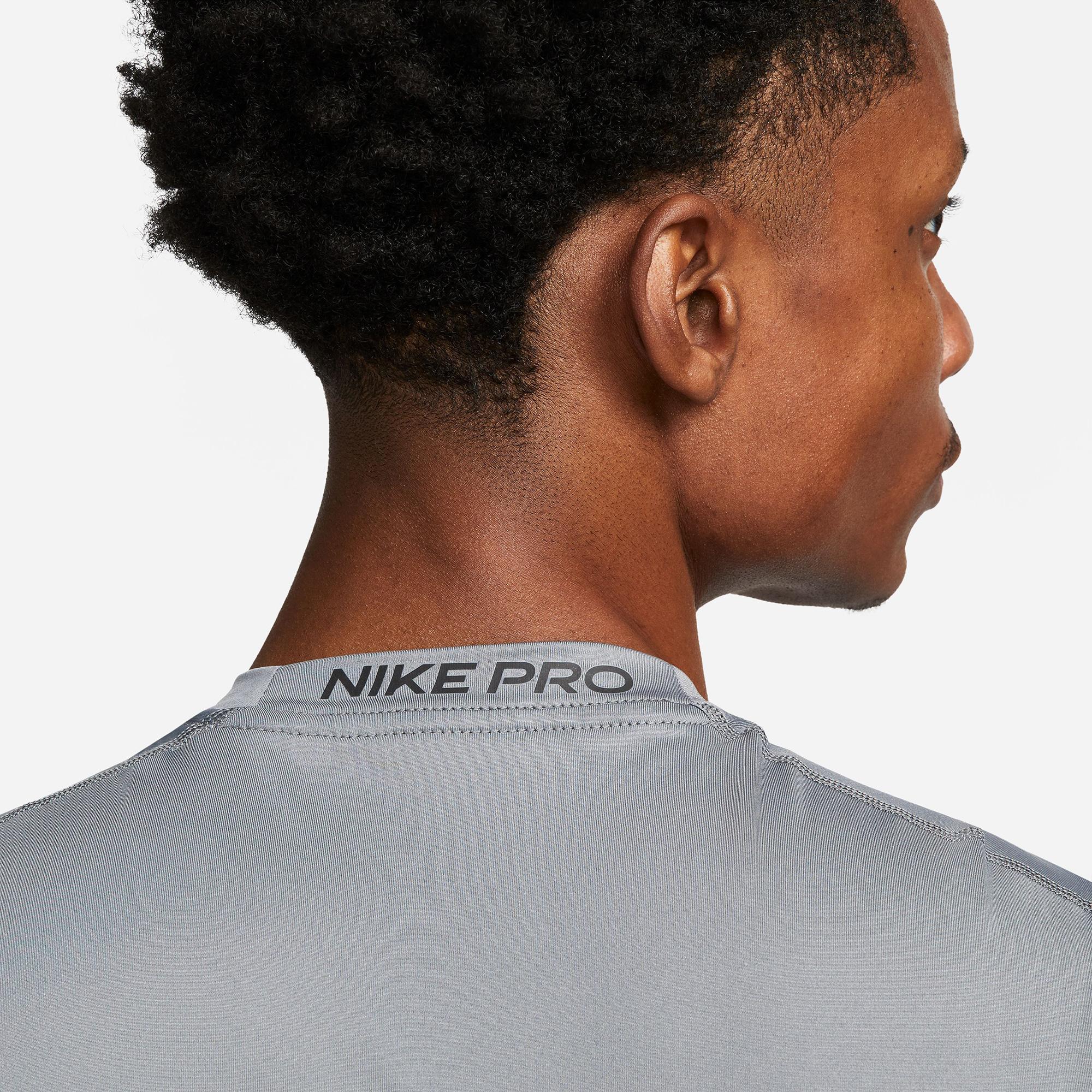 Nike Pro Dri-Fit Erkek Gri T-Shirt