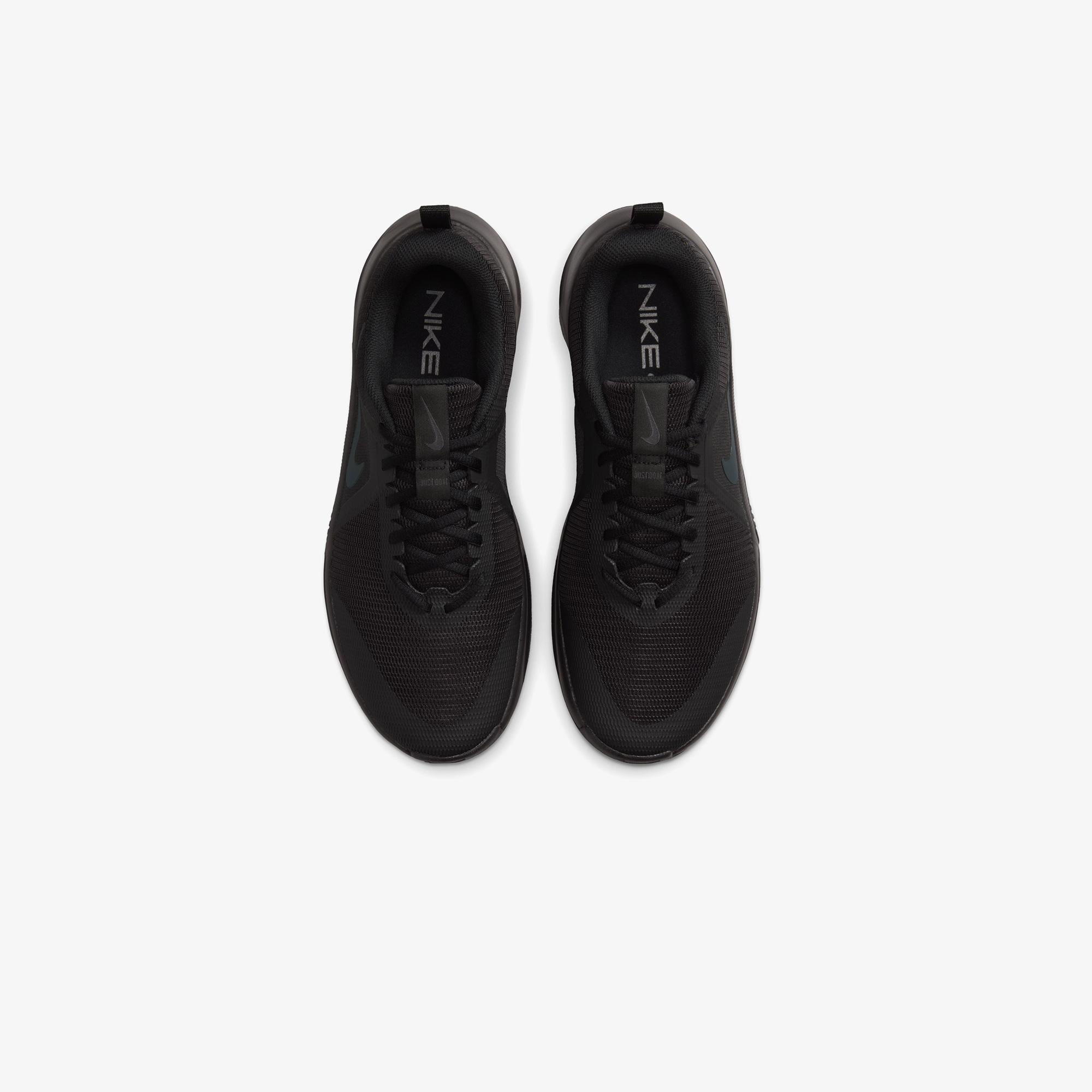 Nike MC Trainer 3 Erkek Siyah Spor Ayakkabı