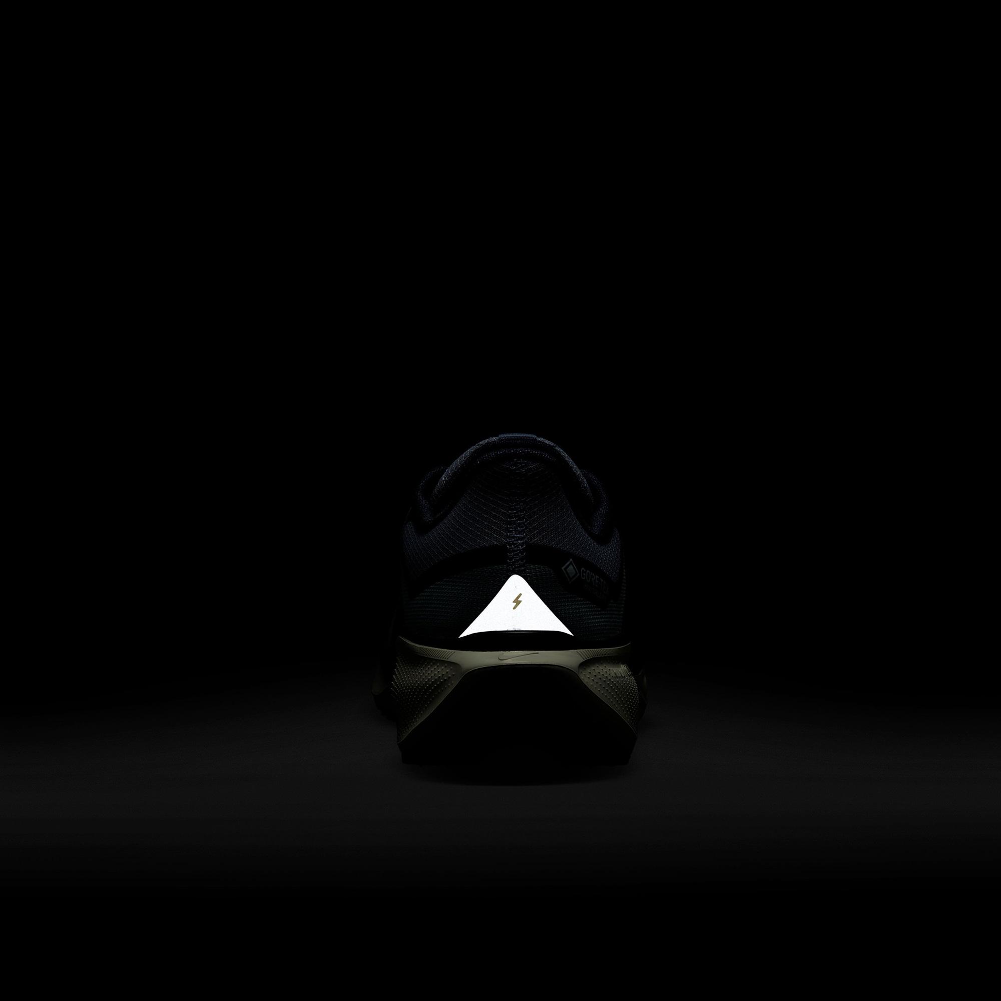 Nike Pegasus 41 GORE-TEX Erkek Gri Koşu Ayakkabısı