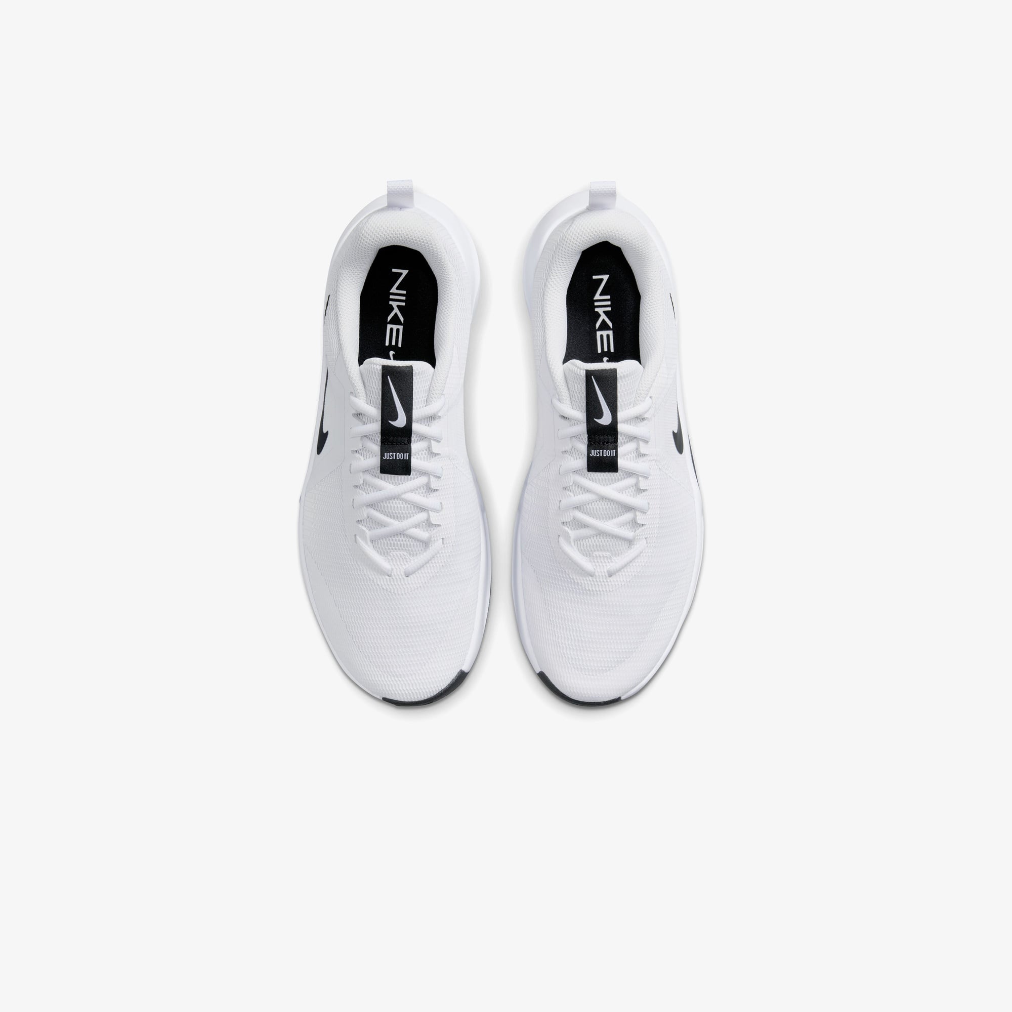 Nike MC Trainer 3 Erkek Beyaz Spor Ayakkabı