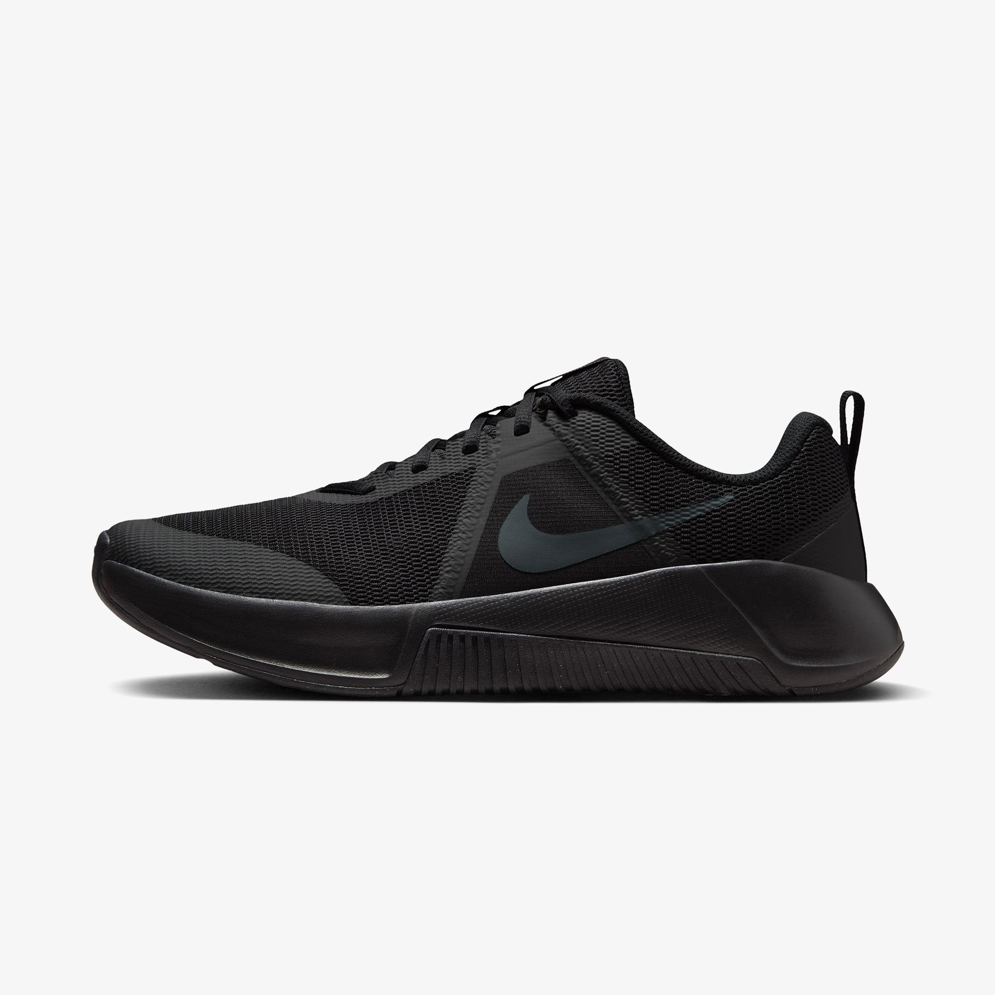 Nike MC Trainer 3 Erkek Siyah Spor Ayakkabı