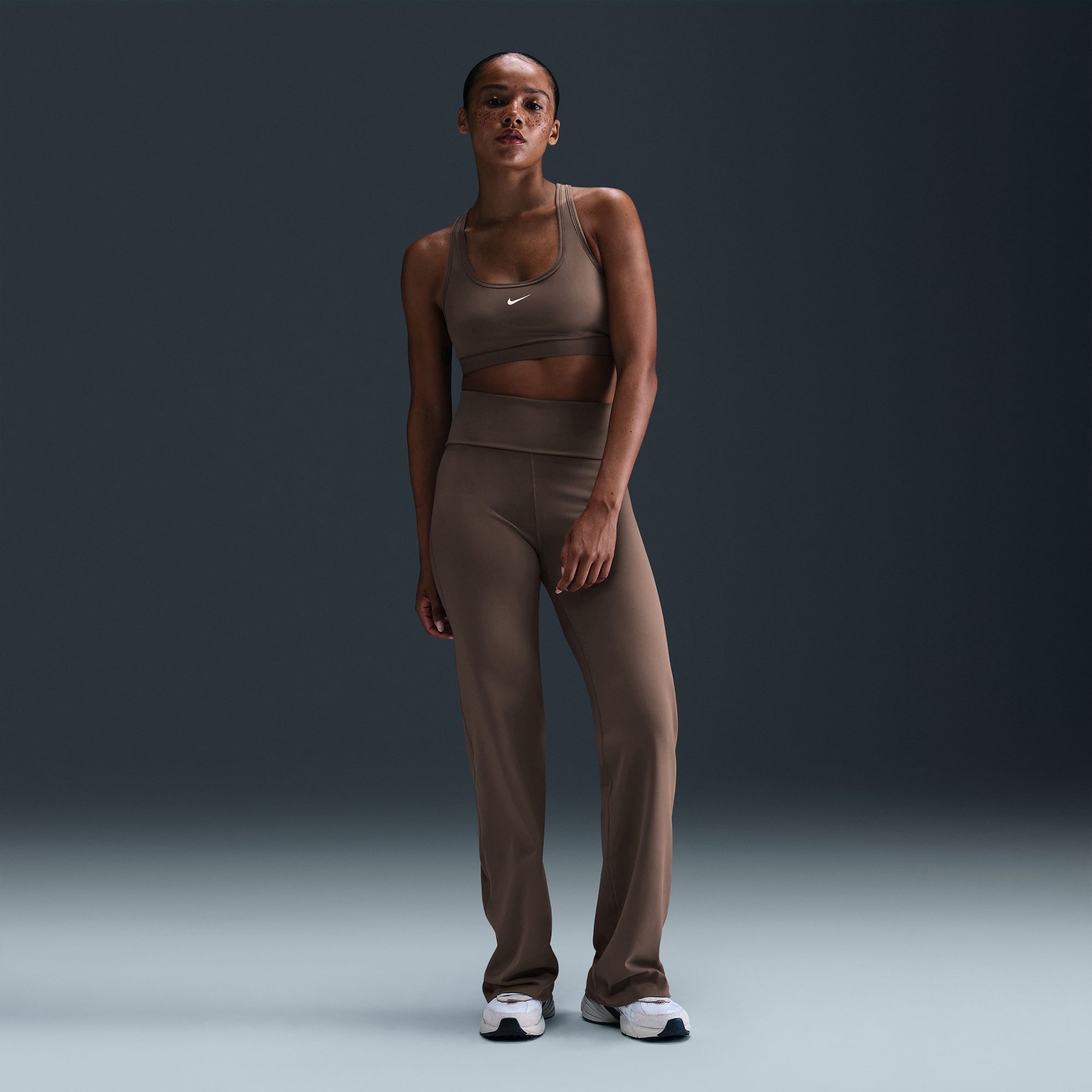 Nike Dri-Fit One Kadın Gri Eşofman Altı