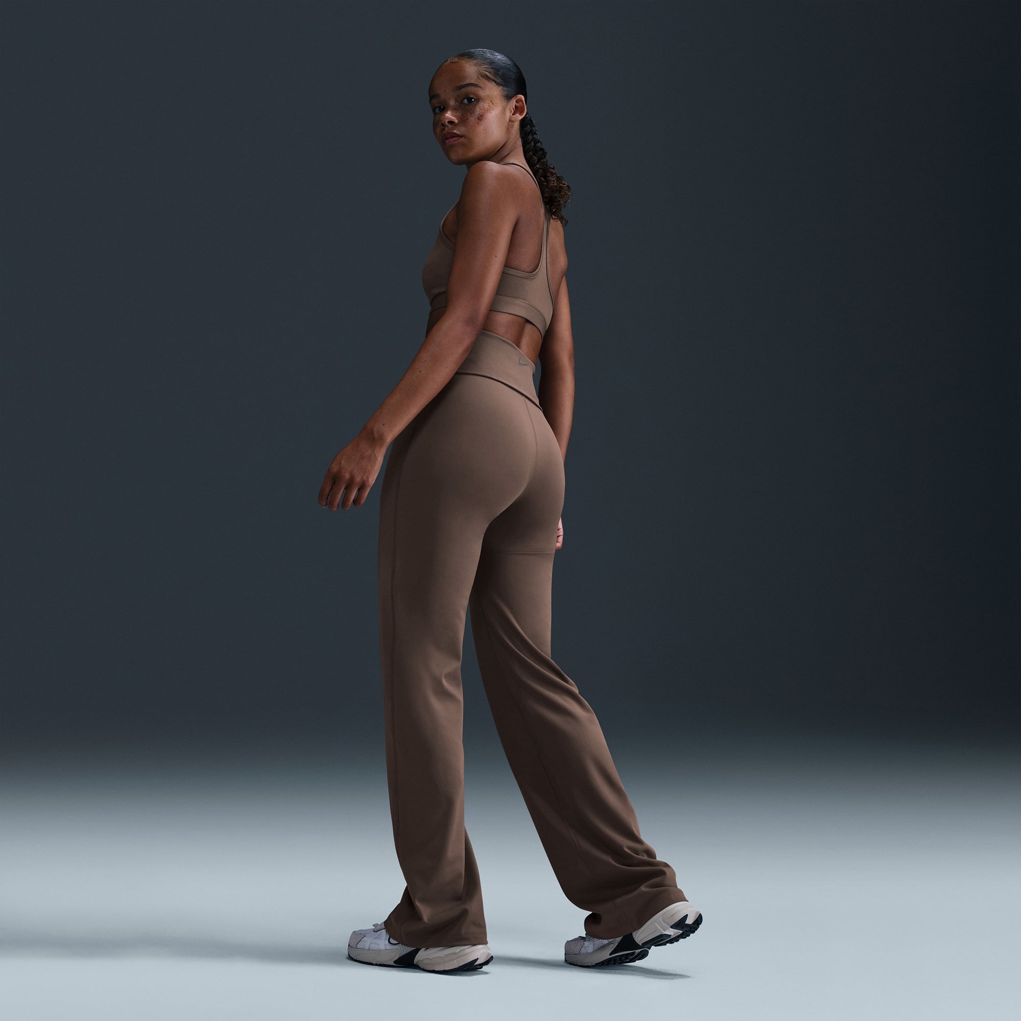 Nike Dri-Fit One Kadın Gri Eşofman Altı