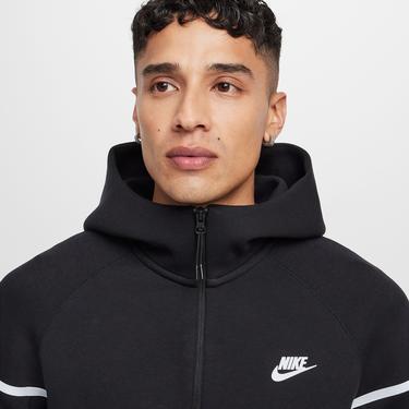  Nike Tech Windrunner Erkek Siyah Kapüşonlu Sweatshirt