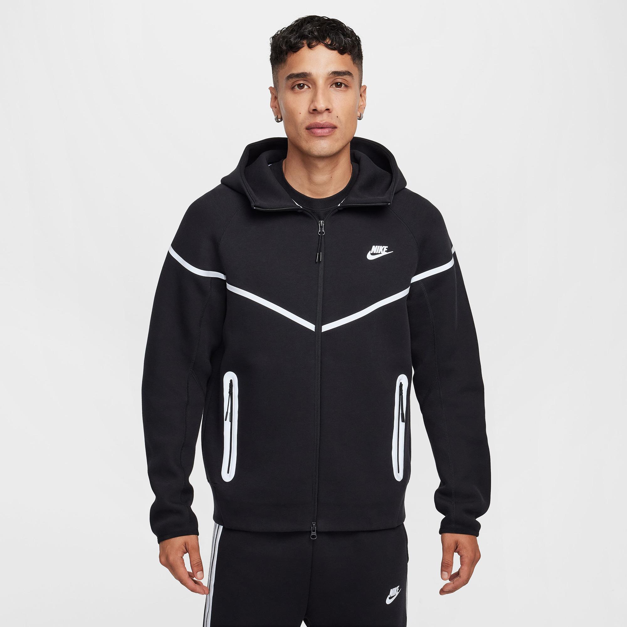Nike Tech Windrunner Erkek Siyah Kapüşonlu Sweatshirt