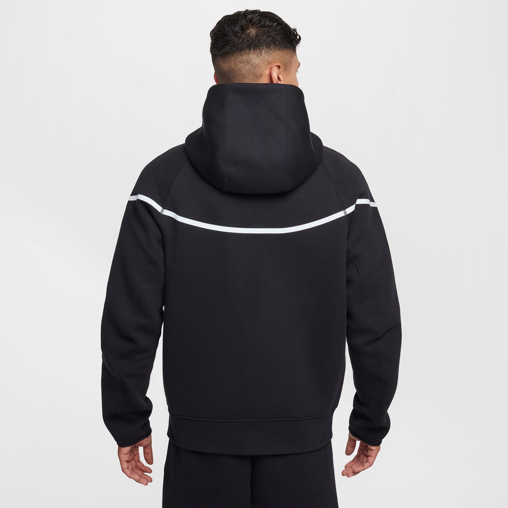 Nike Tech Windrunner Erkek Siyah Kapüşonlu Sweatshirt